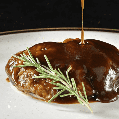 【米沢牛がぎっしり詰まった、肉汁溢れるハンバーグ！】米沢牛入りハンバーグ6個入り